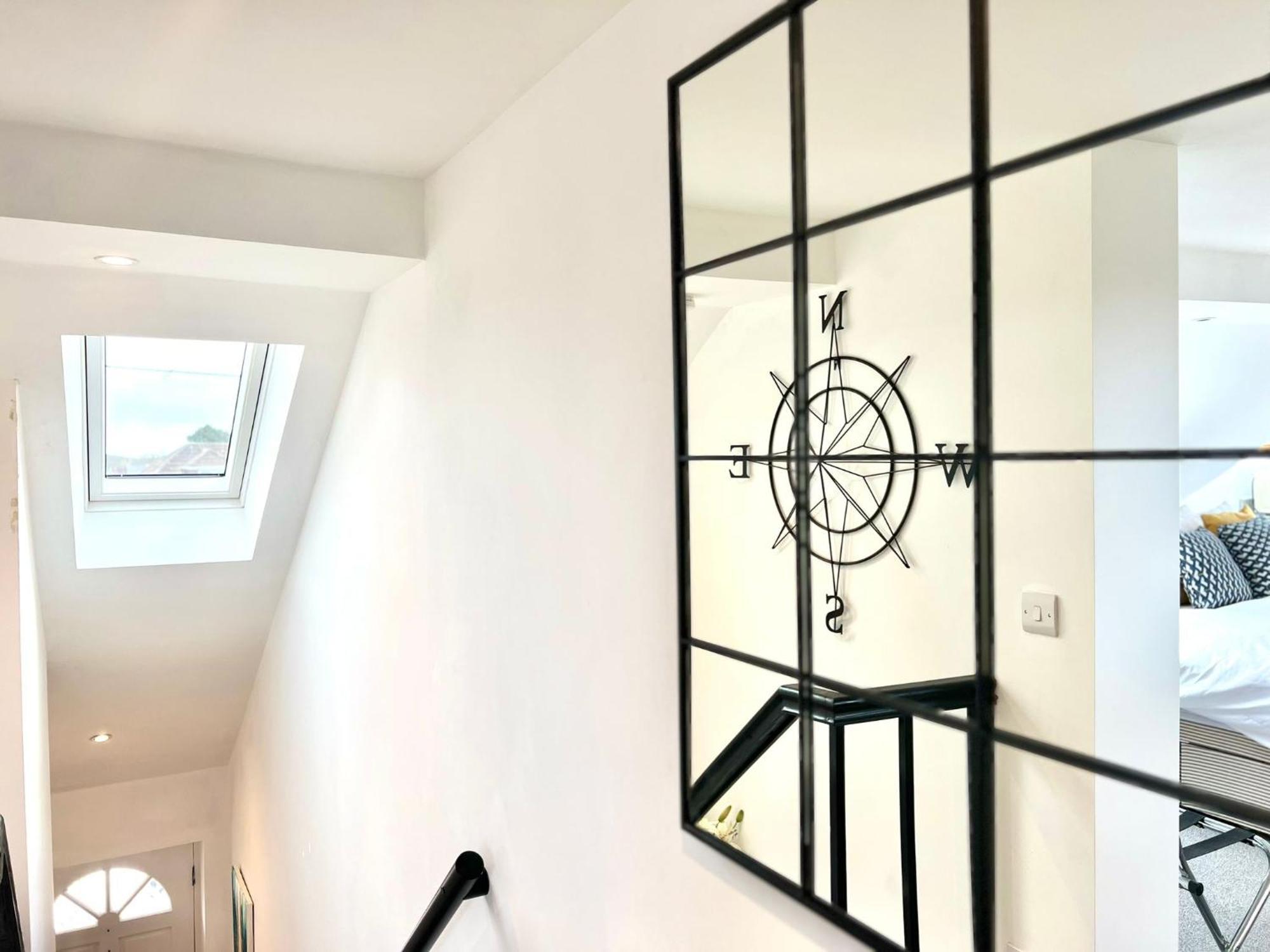 Seascape - Stylish Modern Apartment Barton on Sea Bagian luar foto
